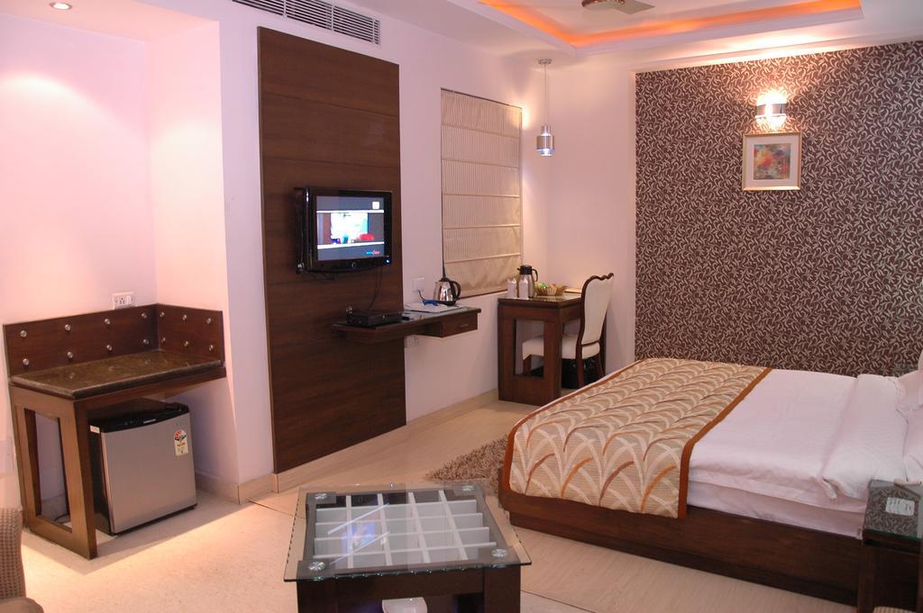 Hotel Palmdale Zirakpur Camera foto