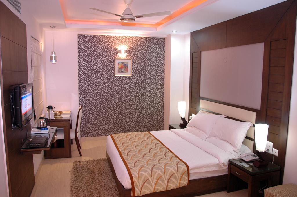 Hotel Palmdale Zirakpur Camera foto